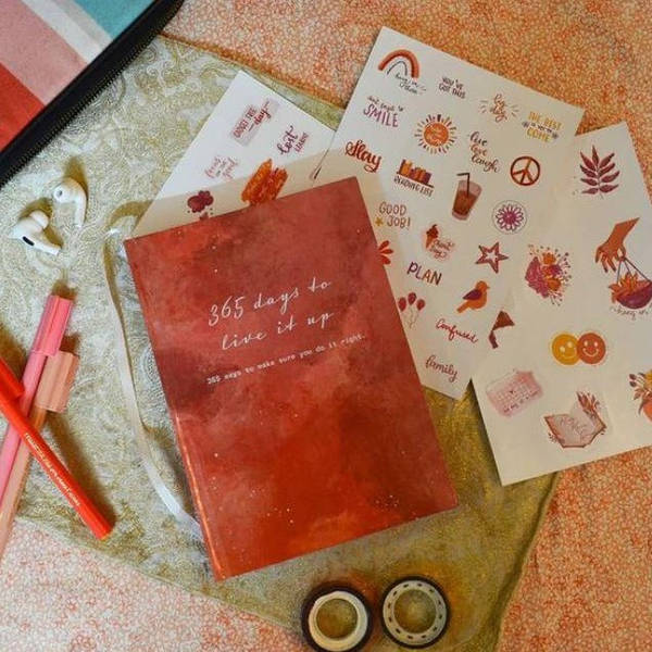 2022 Planner - 365 Days To Live It Up - Single Piece