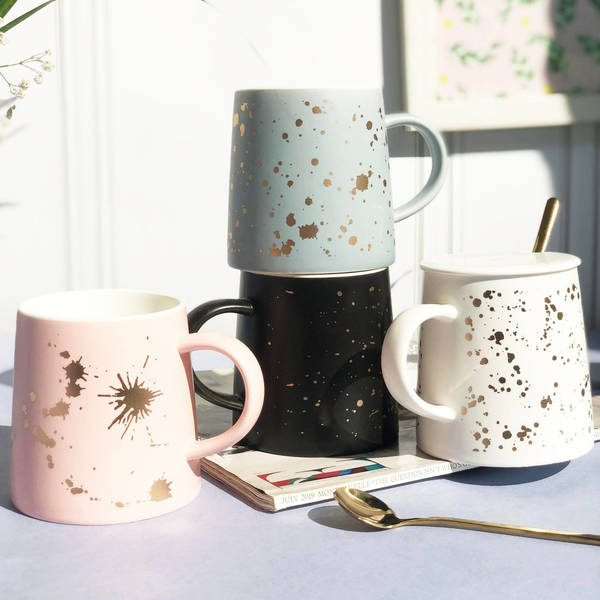 Coffee Mug With Lid And Spoon - Minimal Gold - Ceramic - Single Piece