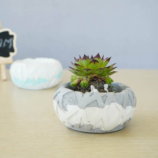 Concrete Ribbon Planter