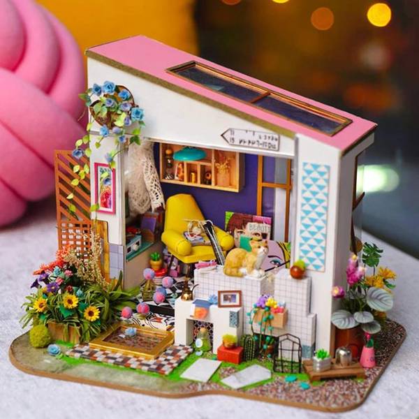 DIY - Miniature Dollhouse Kit - Lilys Porch