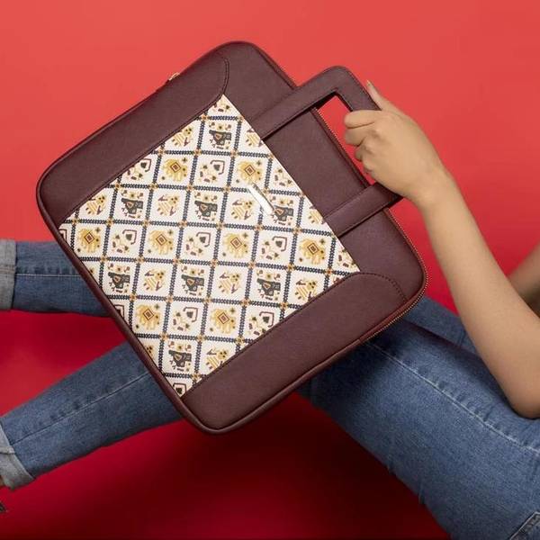 Patola Elegant Laptop Sleeve - 13in