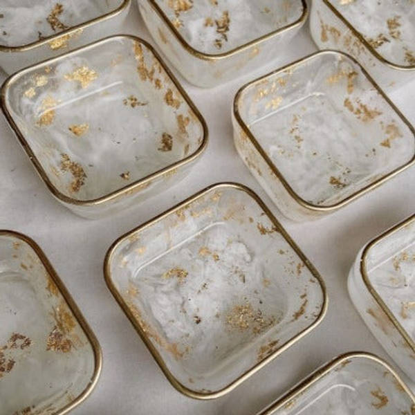 Small Bowl - Square - Transparent With Golden Border - Single Piece