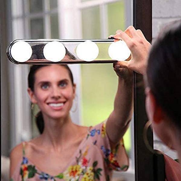 Vanity Mirror Lights - 4 Bulbs - Single Piece
